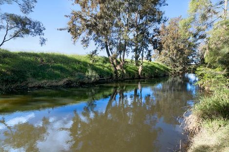 Property photo of 22 Winks Road Peak Crossing QLD 4306
