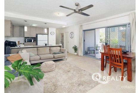 Property photo of 2/28 Adelaide Street Carina QLD 4152