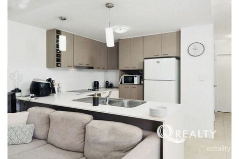 Property photo of 2/28 Adelaide Street Carina QLD 4152