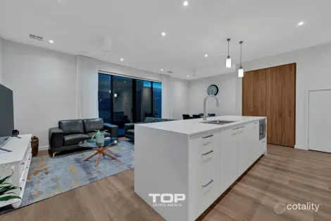 Property photo of 182 Alexander Boulevard Clyde North VIC 3978