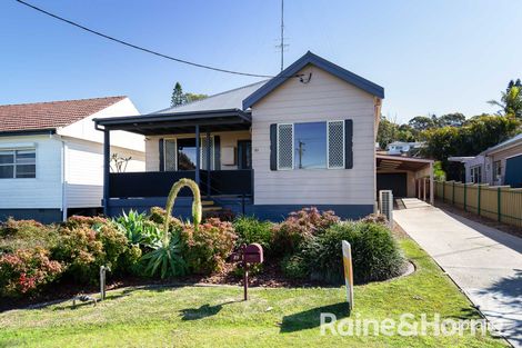 Property photo of 89 Wommara Avenue Belmont North NSW 2280