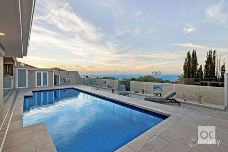 Property photo of 12 Neeangarra Crescent Hallett Cove SA 5158