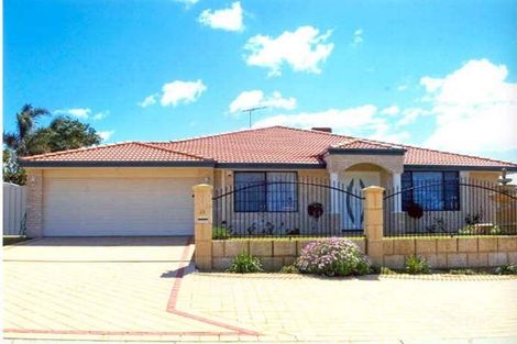 23 Redcliffe Ave, Marangaroo, WA 6064