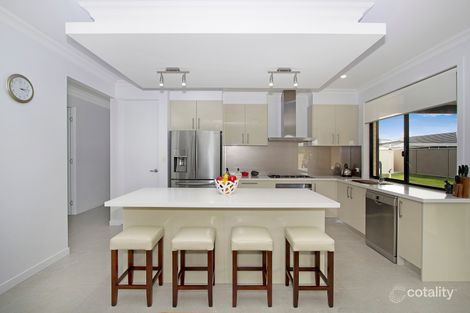 Property photo of 2 Lindwall Avenue Pottsville NSW 2489