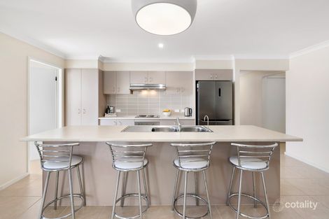 Property photo of 14 Kuttabul Road Wadalba NSW 2259