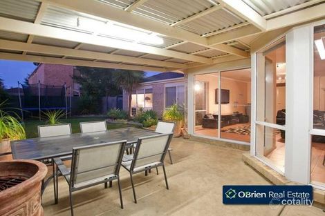 Property photo of 24 Clocktower Court Berwick VIC 3806