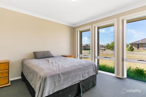 Property photo of 9 Niven Parade Rutherford NSW 2320