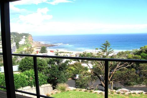 Property photo of 2 Circulo Drive Copacabana NSW 2251
