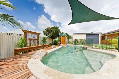 39 Edwards Dr, Albany Creek, QLD 4035