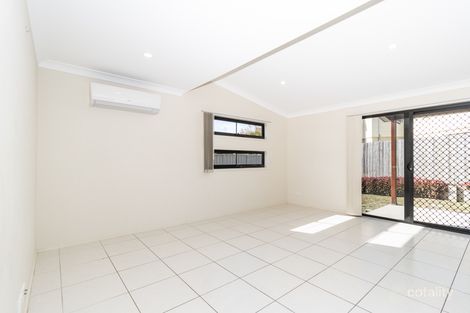 2/11 Mandi Ct, Urraween, QLD 4655