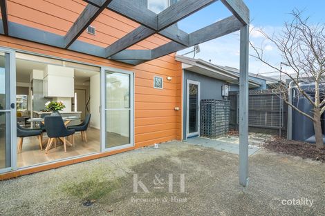 Property photo of 33 Stern Way New Gisborne VIC 3438