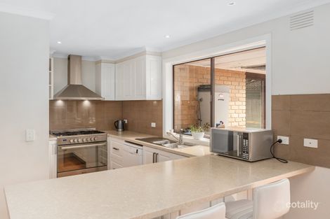 Property photo of 8 Bellevue Crescent Seaford VIC 3198