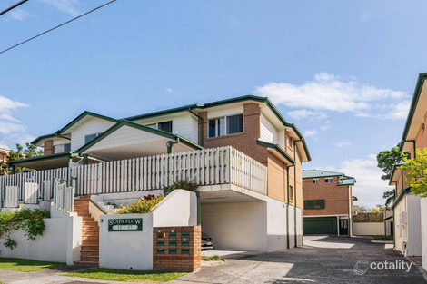 2/15-17 Vera St, Greenslopes, QLD 4120