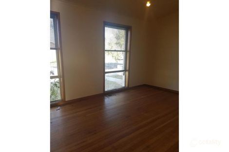 Property photo of 21 Hercules Street Long Gully VIC 3550