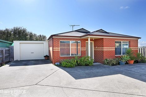 2/30 Paramount Cres, St Albans Park, VIC 3219