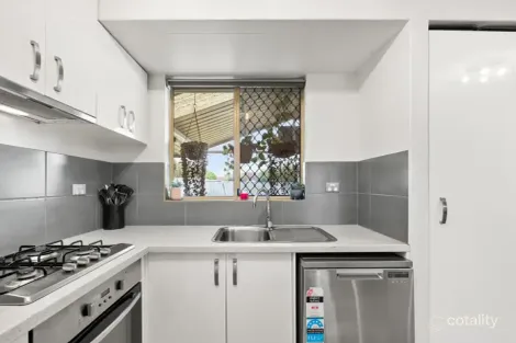 Property photo of 19 Lakemba Way Waikiki WA 6169