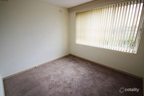 Property photo of 2/437 Ballarat Road Sunshine VIC 3020