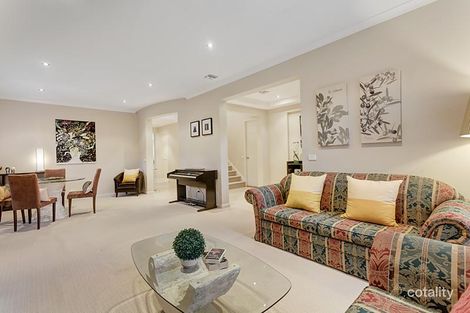 Property photo of 14 Surrey Street Box Hill South VIC 3128