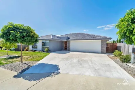 2/7 Senator Ct, Newnham, TAS 7248