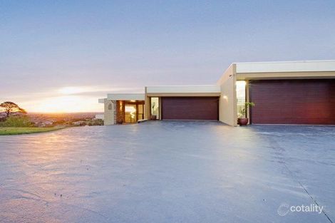 10 Panoramic Tce, Berwick, VIC 3806