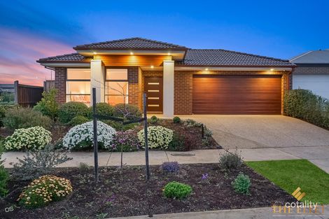 Property photo of 11 Trident Crescent Fraser Rise VIC 3336