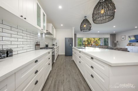Property photo of 15 Bundanoon Avenue Sunbury VIC 3429