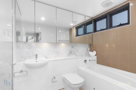 Property photo of 104/17 Honeysuckle Drive Newcastle NSW 2300