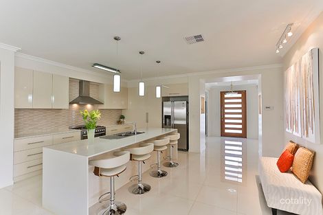 Property photo of 18 Colman Drive Middle Ridge QLD 4350