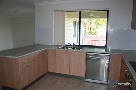 Property photo of 16 Sanctuary Drive Ashfield QLD 4670