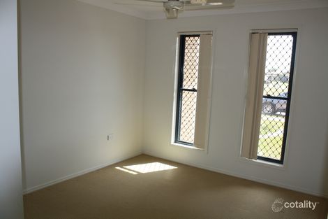 Property photo of 16 Sanctuary Drive Ashfield QLD 4670