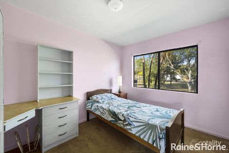 35 Edwards Ave, Bomaderry, NSW 2541