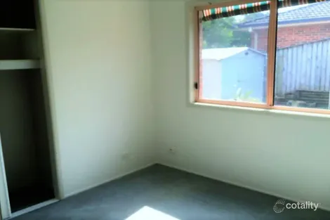 Property photo of 6 Gladstone Close West Hoxton NSW 2171