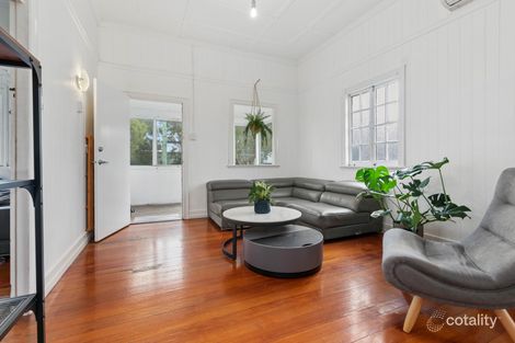 Property photo of 197 Riding Road Balmoral QLD 4171