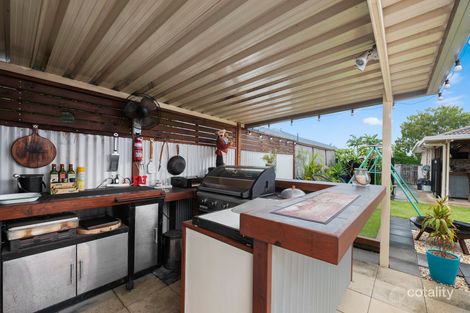 Property photo of 105 Monterey Keys Drive Helensvale QLD 4212