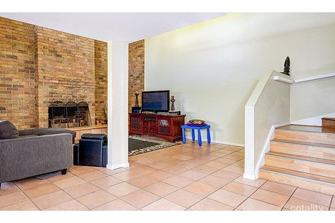 Property photo of 11 Palmer Drive Labrador QLD 4215