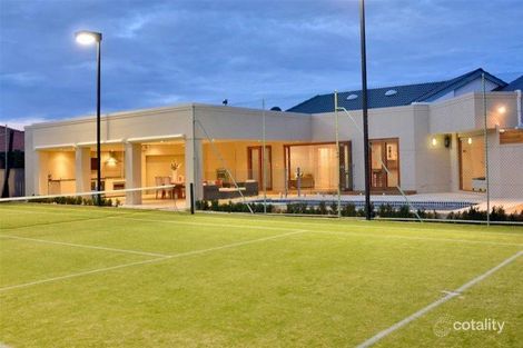 8 Angus Ct, Henley Beach, SA 5022