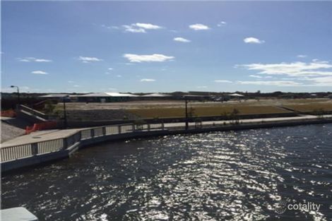 8 Tamborine Cl, Mountain Creek, QLD 4557