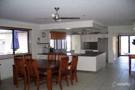 Property photo of 7 Whitewood Close Mount Louisa QLD 4814