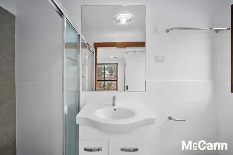 Property photo of 25 Dalziel Street Gowrie ACT 2904