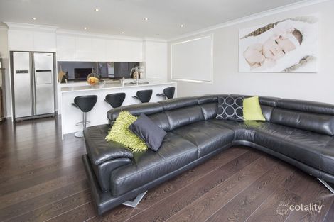 Property photo of 8 Meenmai Close Maryland NSW 2287