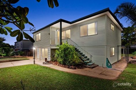 9 Spruce St, Kingston, QLD 4114