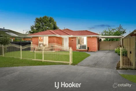 Property photo of 6 Rimu Close Doveton VIC 3177
