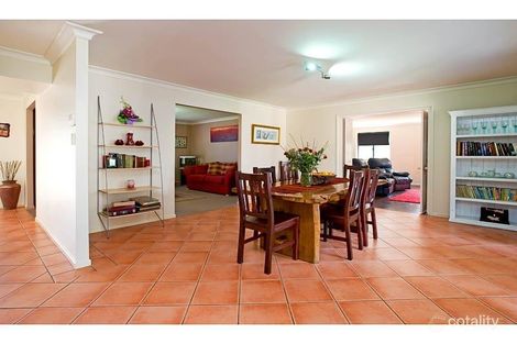 Property photo of 6 Alpena Close Carindale QLD 4152