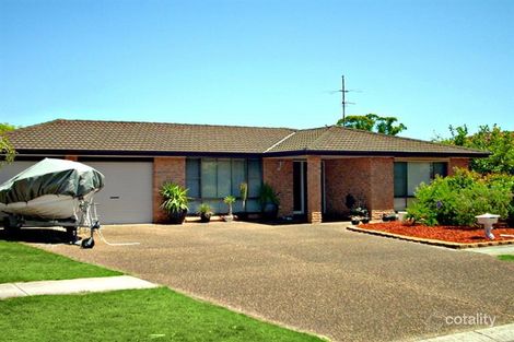 25 Cabbage Tree Palm Cres, Pelican, NSW 2281