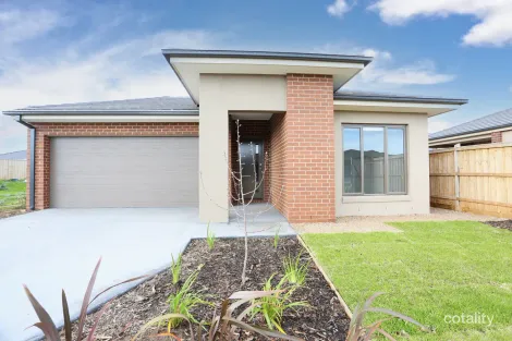 24 Hutchison Rd, Mambourin, VIC 3024