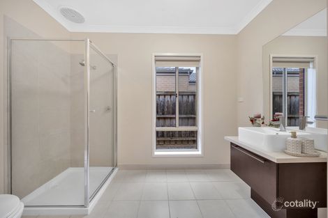 Property photo of 16 Macqueen Street Mernda VIC 3754