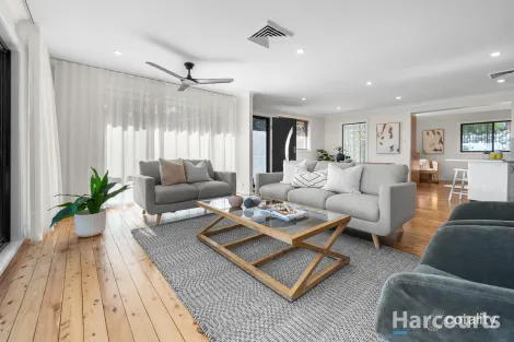 Property photo of 14 Saxonvale Close Eleebana NSW 2282