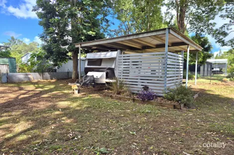 Property photo of 1 Thomas Street Blackbutt QLD 4314
