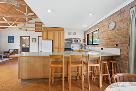 Property photo of 72 Tamara Crescent Inverloch VIC 3996