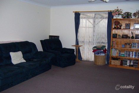 Property photo of 12 Quandong Place Pinjarra WA 6208